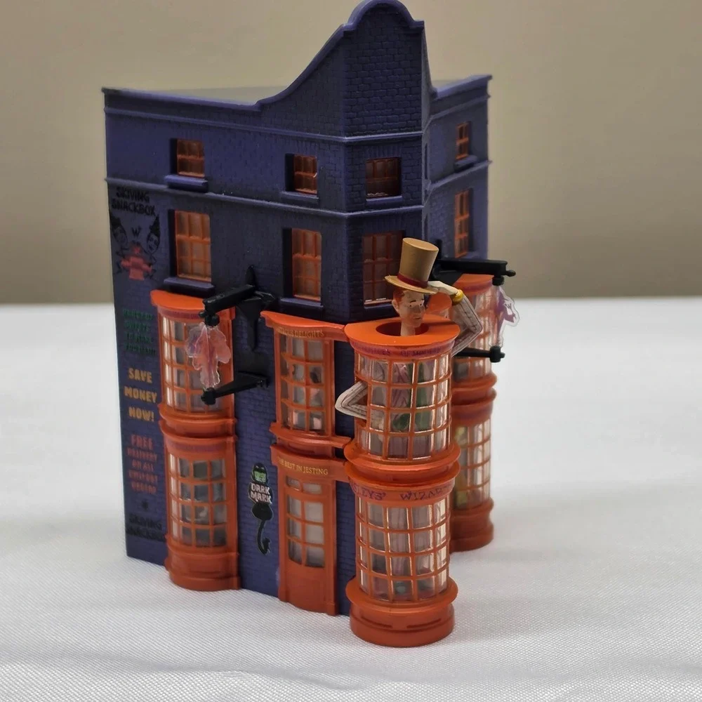 Hallmark Ornament Harry Potter Purple Excellent Weasleys Wizard Wheezes 2019